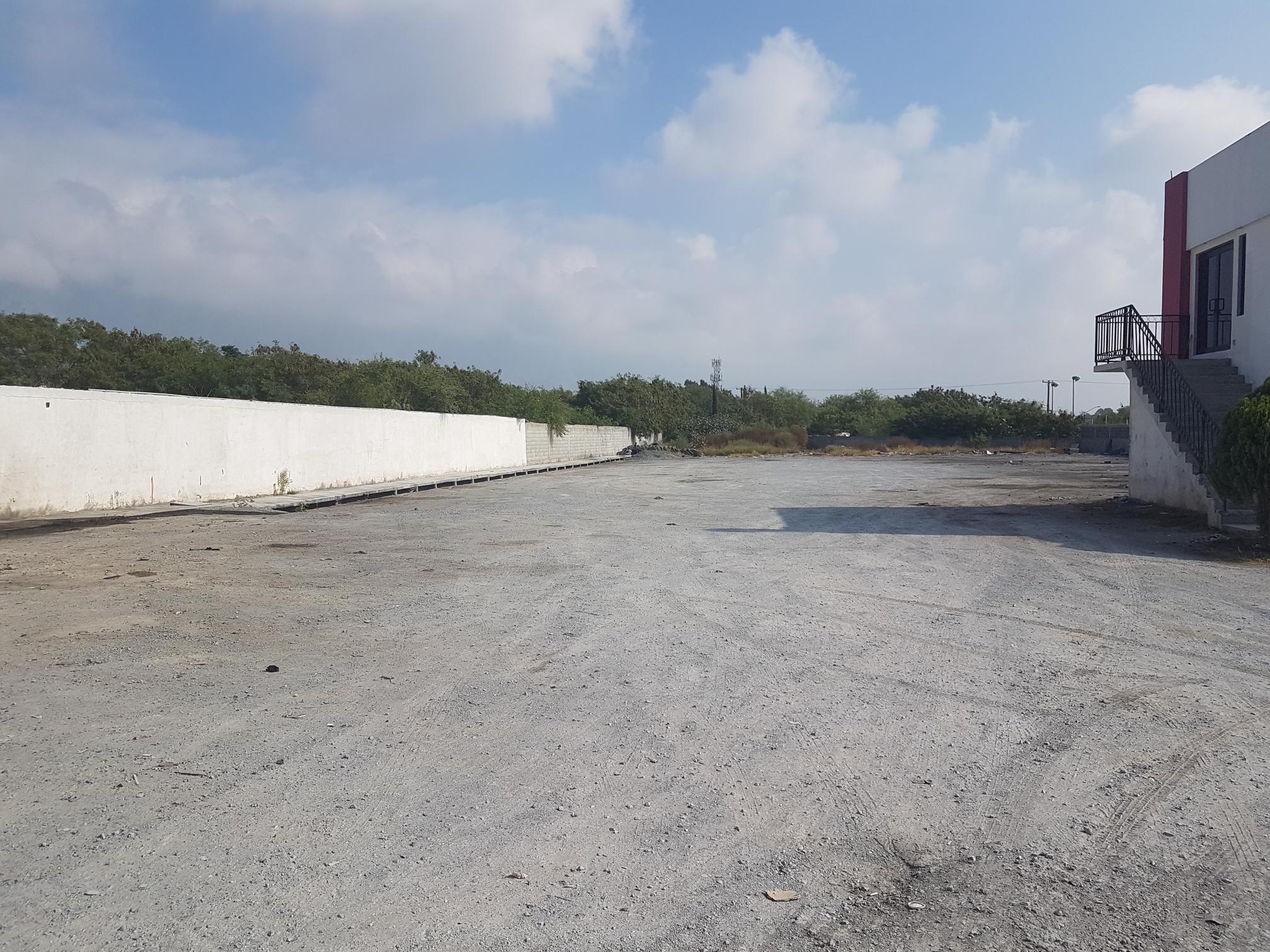 TERRENO COMERCIAL EN LA CRUZ, GARCIA, NL