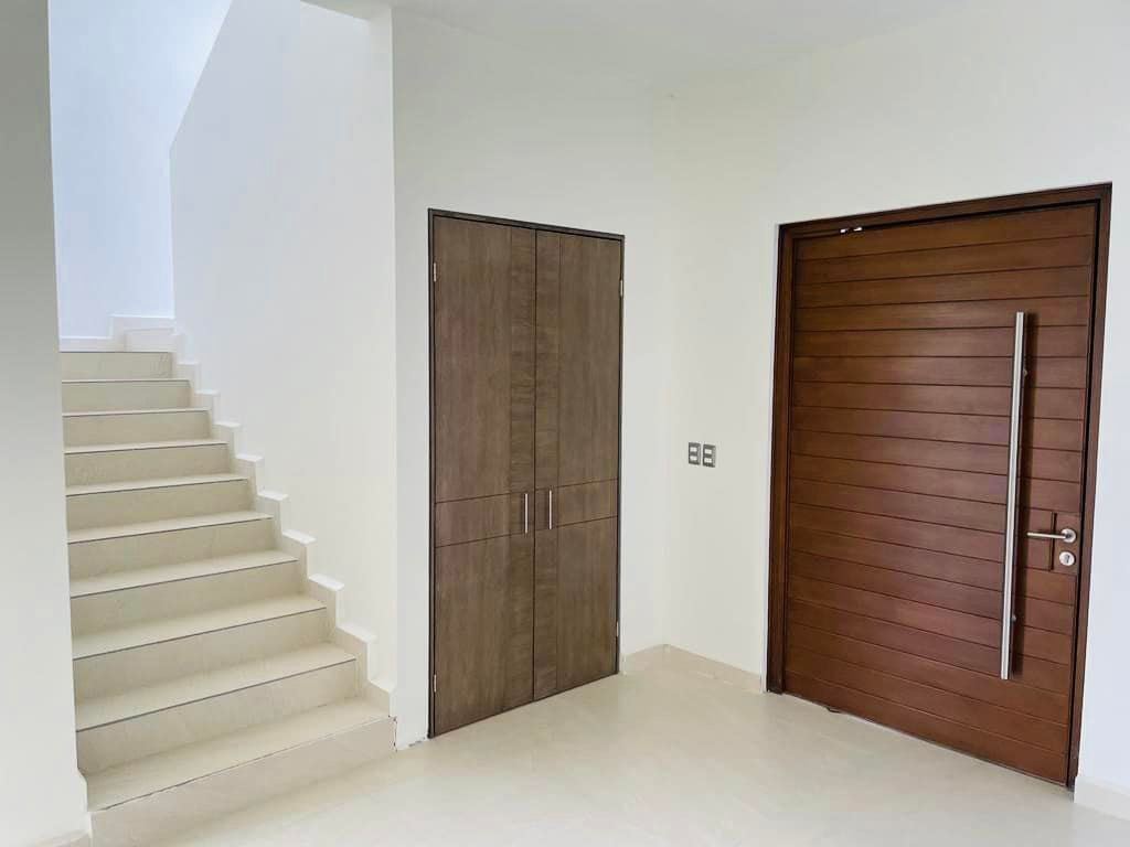 Casa Totalmente Nueva en Aires del Vergel 