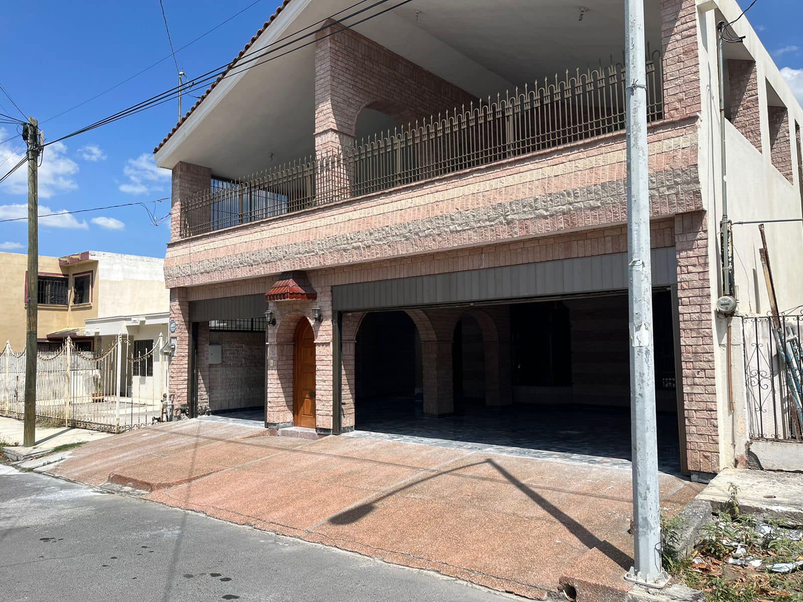 Casa Totalmente Remodelada en Col. Buenos Aires, Monterrey N.L