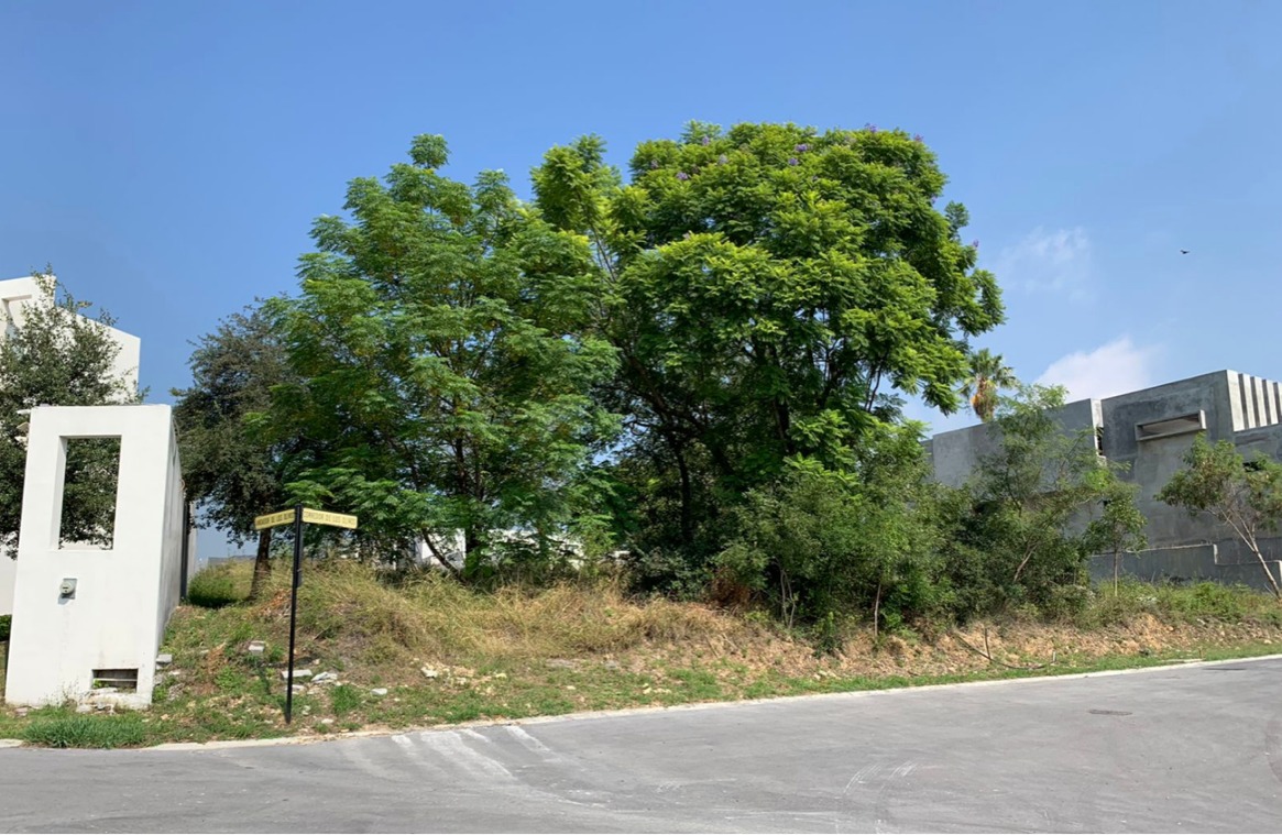 Terreno en Venta - Fracc. Los Olivos en El Barro - Santiago N.L.