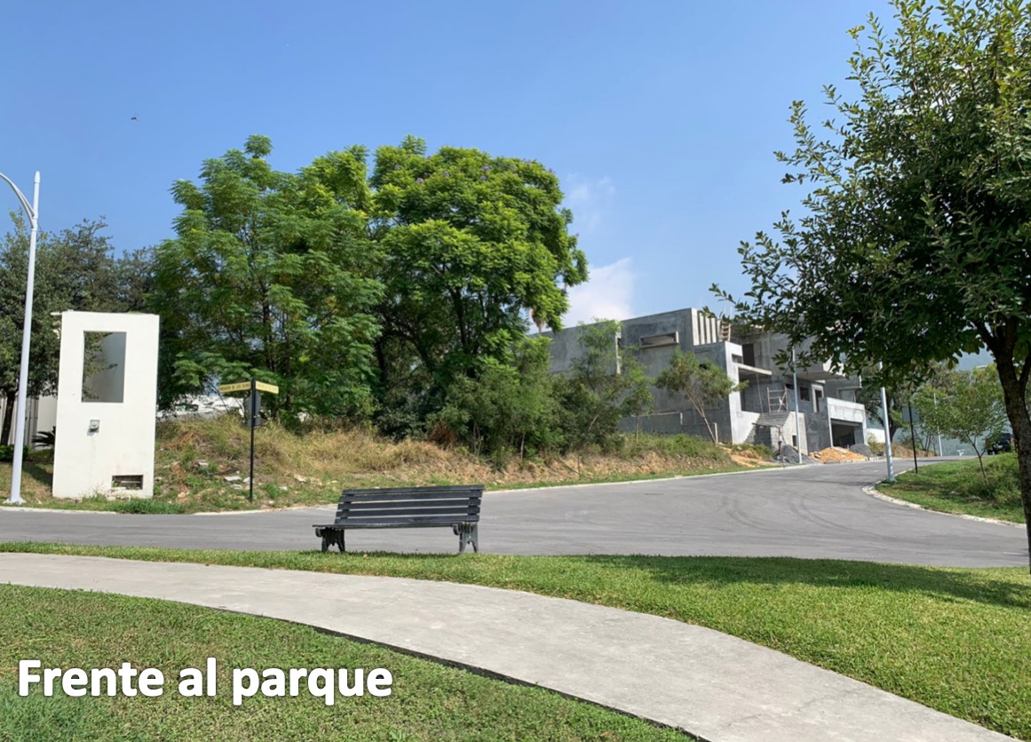 Terreno en Venta - Fracc. Los Olivos en El Barro - Santiago N.L.