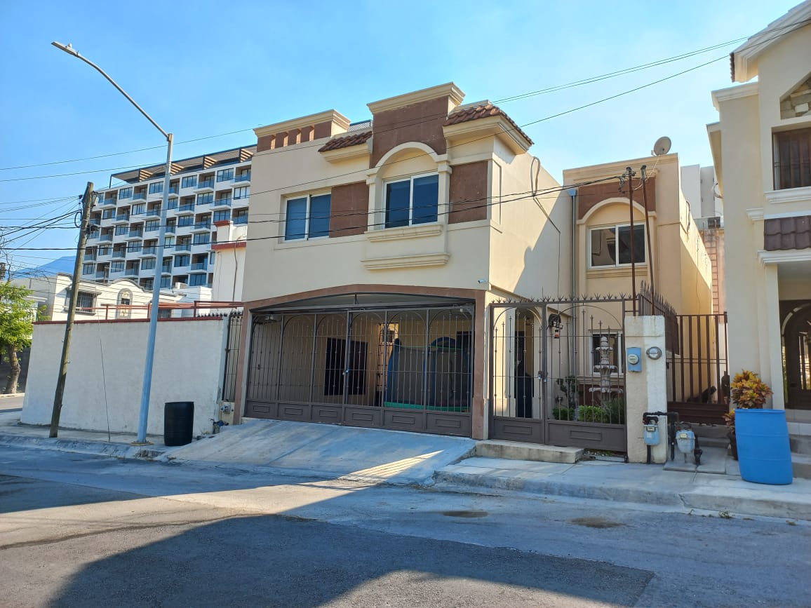 Casa Recién Remodelada Col. Medero - Monterrey N.L.