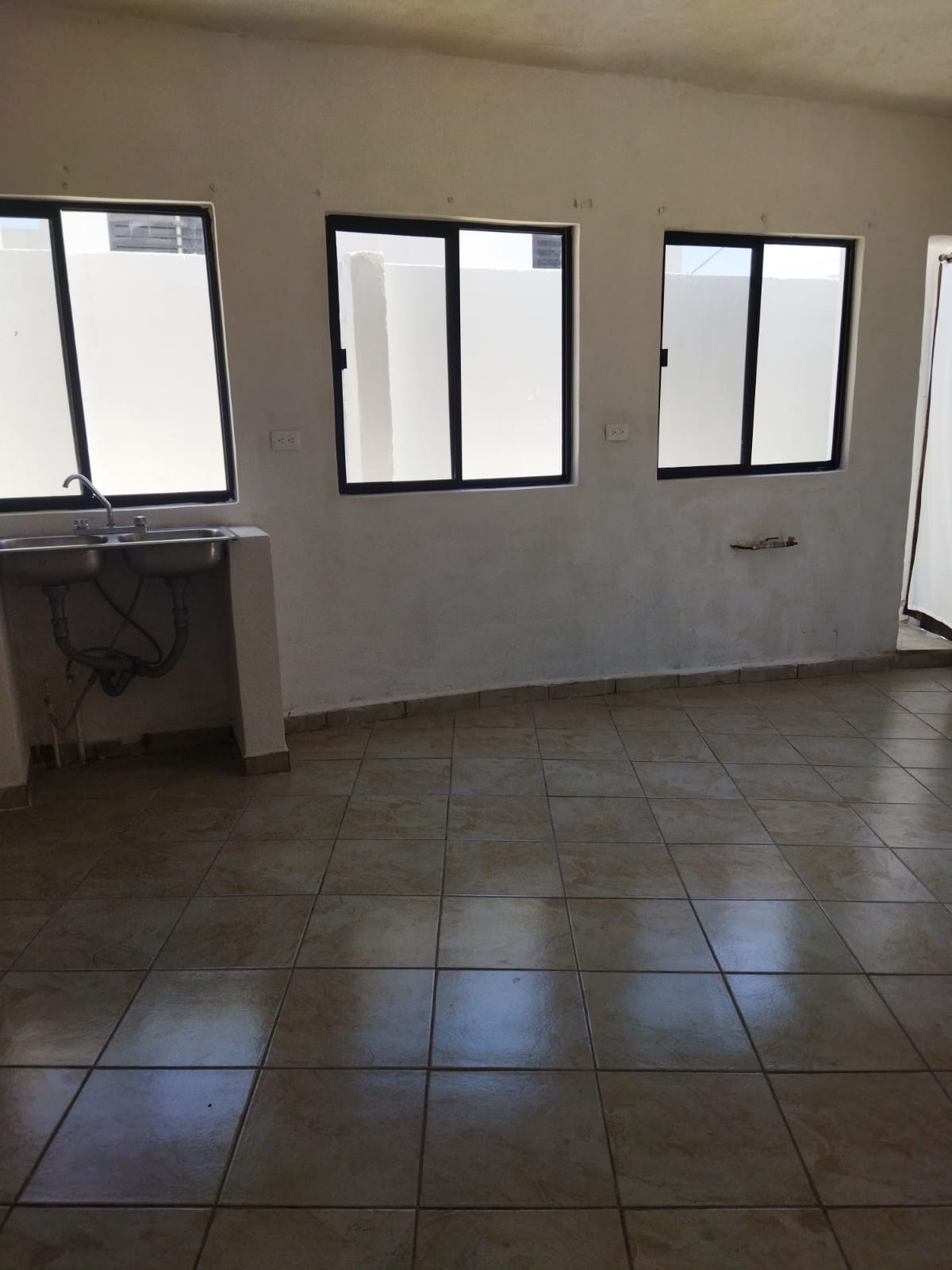 Venta de casa en Cumbres de San Patricio 