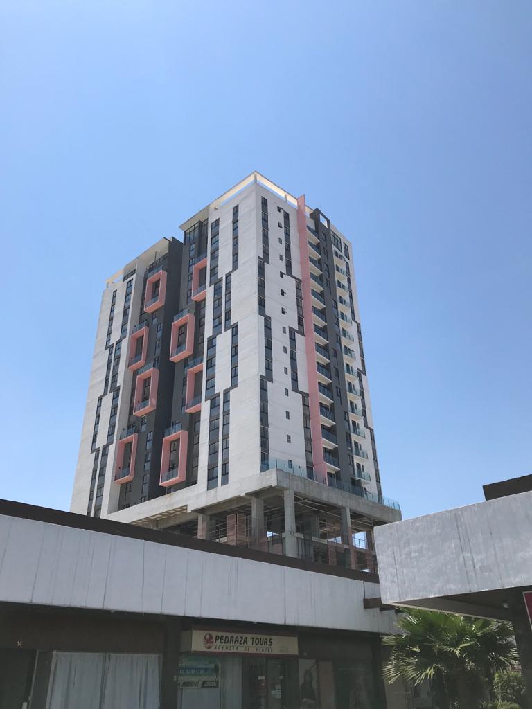 Departamento en Venta en el Centro de Mty, Torre Midtown