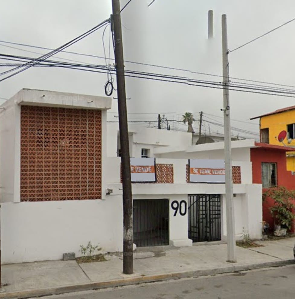 Excelente Oportunidad de Inversion - Ideal para Dar Kitchen - 8 Locales Separados 