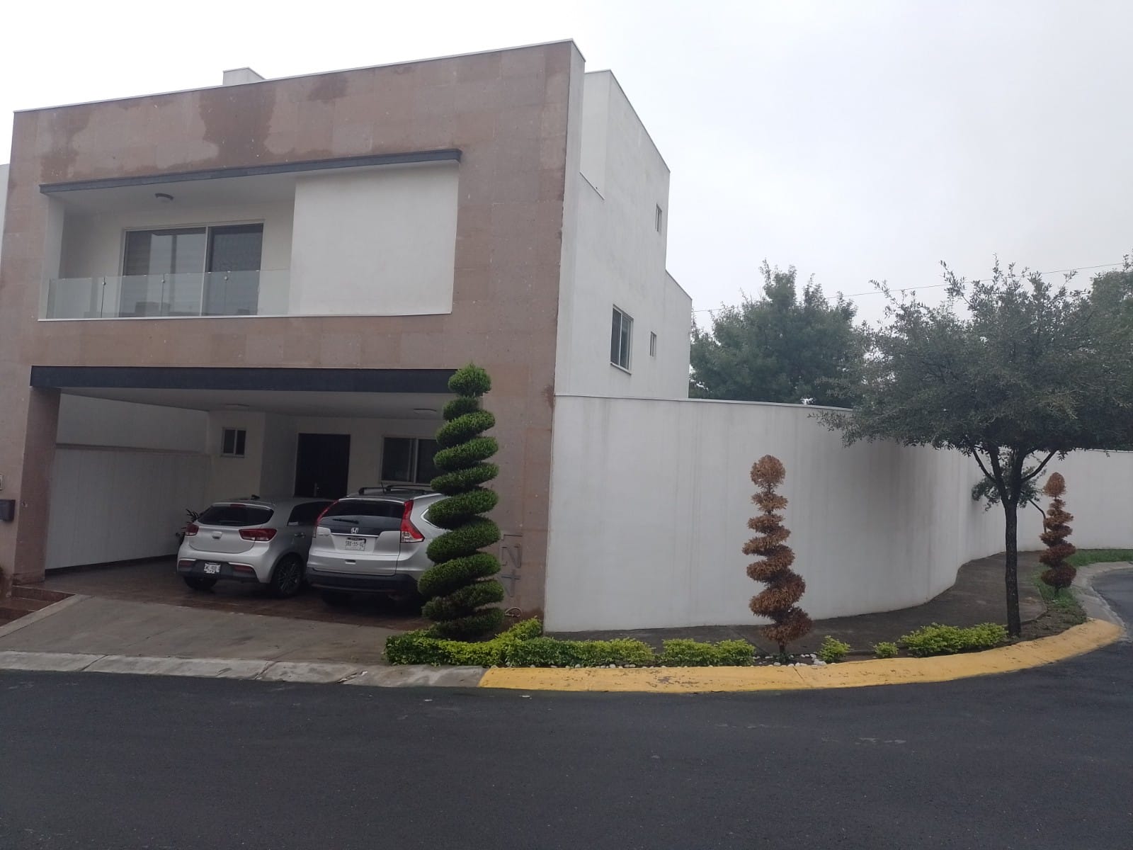 Hermosa Casa 3 Nivles en Cumbres Madeira, Totalmente Equipada