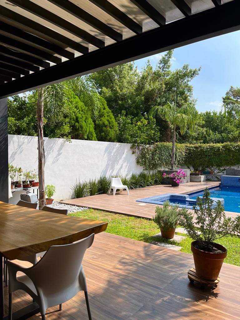 Casa Moderna en Lomas del Valle, San Pedro Garza García