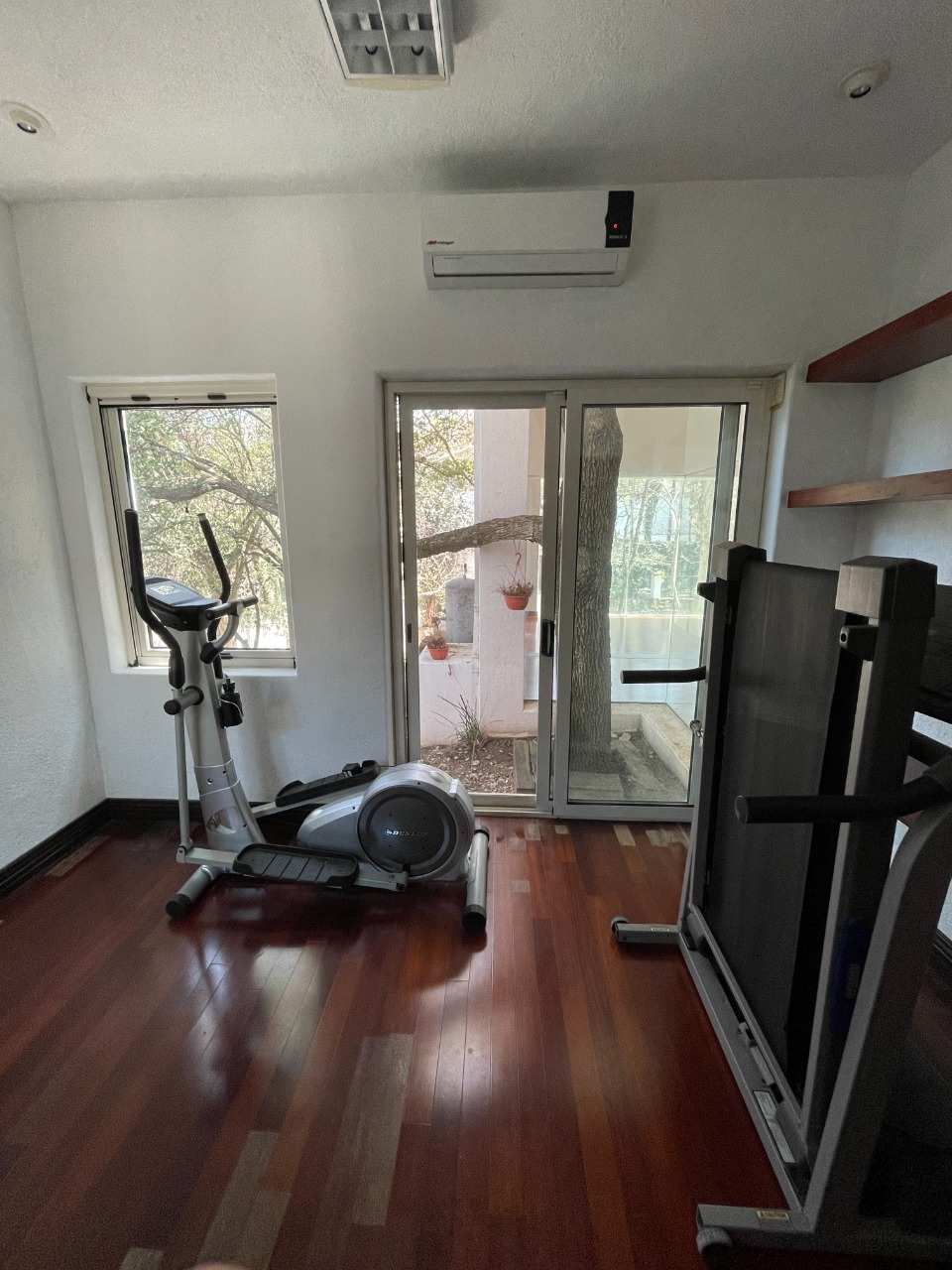 Hermosa residencia en San Agustín