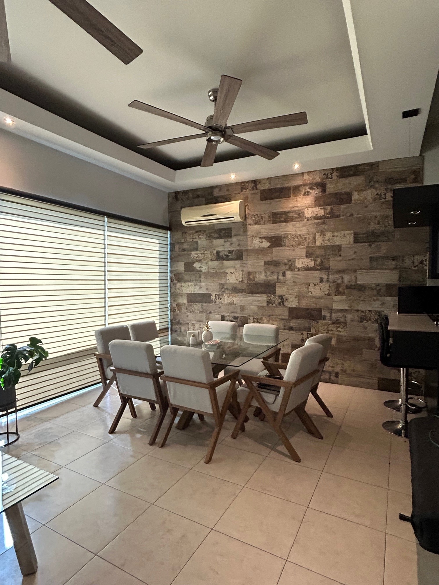 Hermosa Residencia Pedregal de la Silla