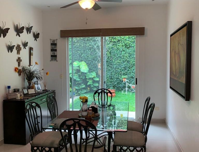 Casa en Venta Bosques de Valle Alto, Equipada