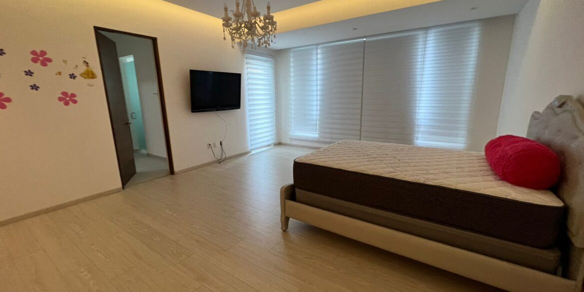 Casa en Venta de Lujo, Carolco Residencial con Alberca