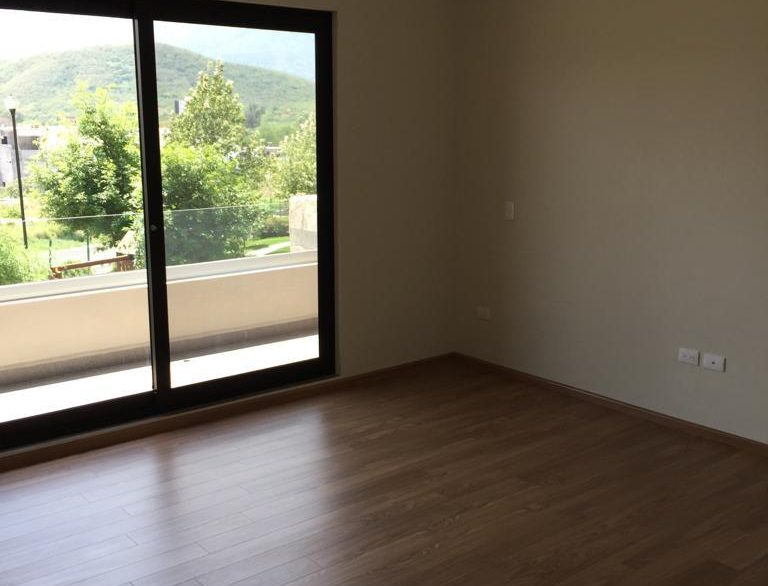 Casa en Venta en Valle de Cristal