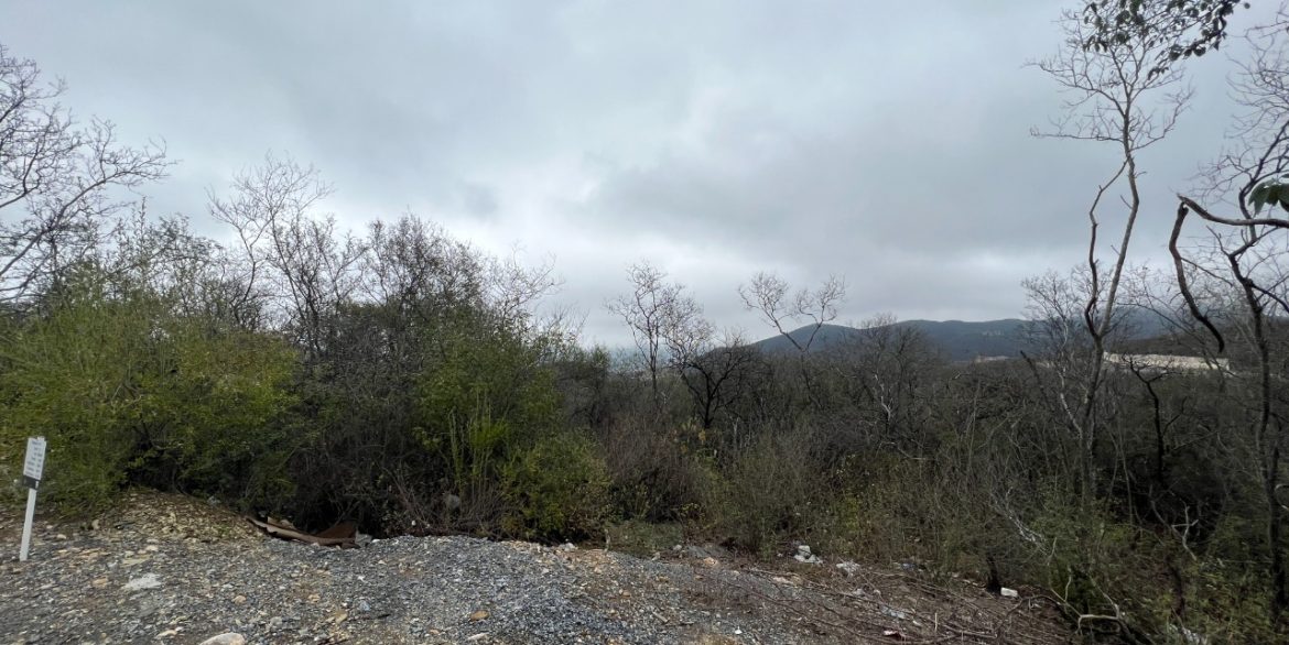 Terreno en Venta Sierra Alta 9o Sector