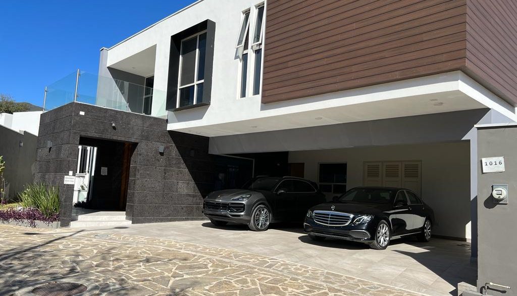 Casa en Venta Dos Encinos 