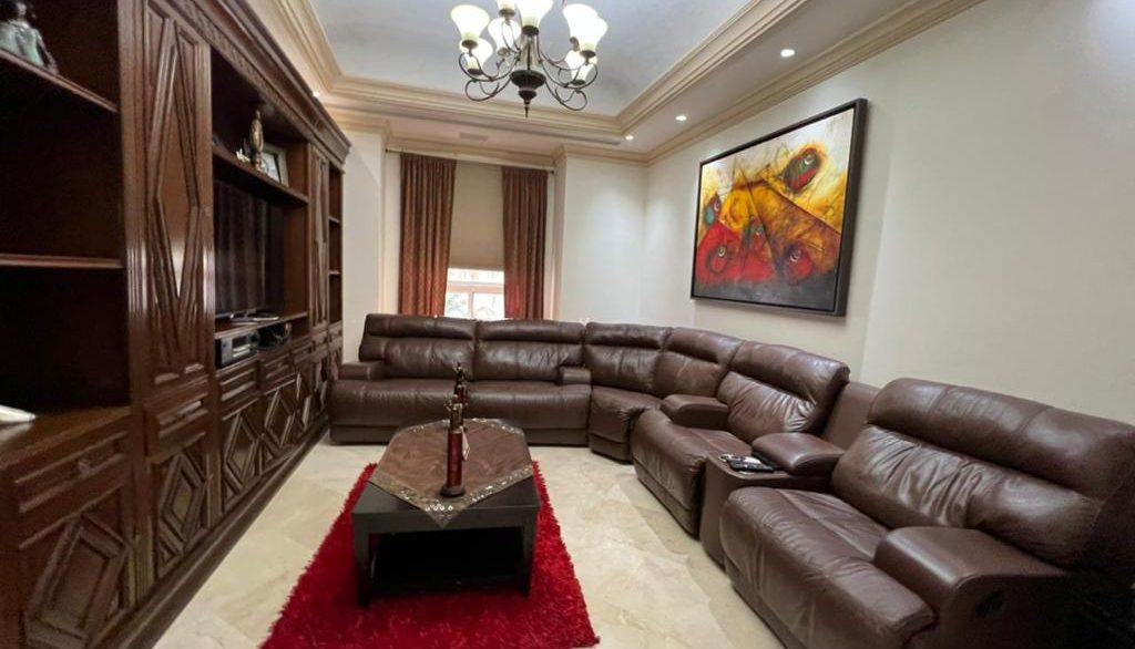 Casa en Venta Equipada en La Herradura
