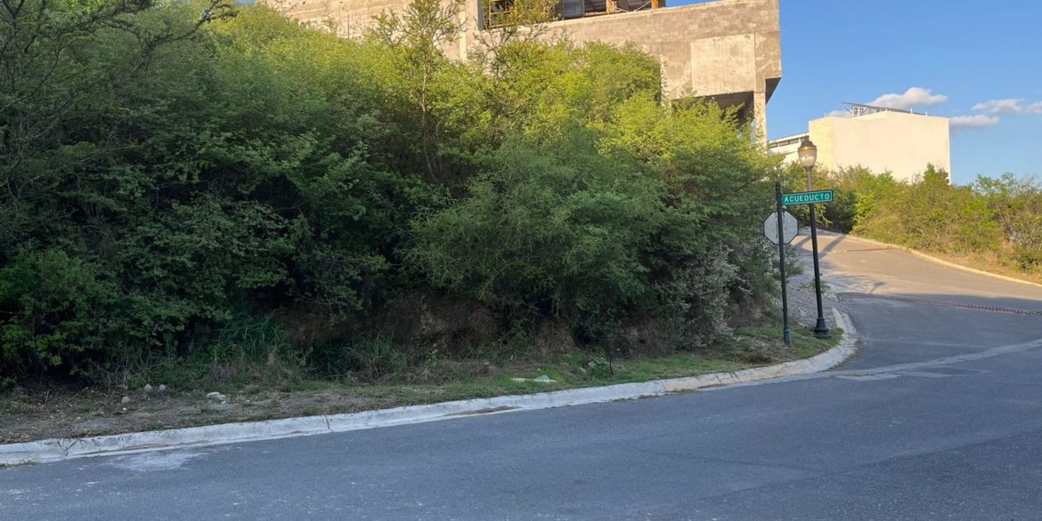 Terreno en Venta Valle de Bosquencinos