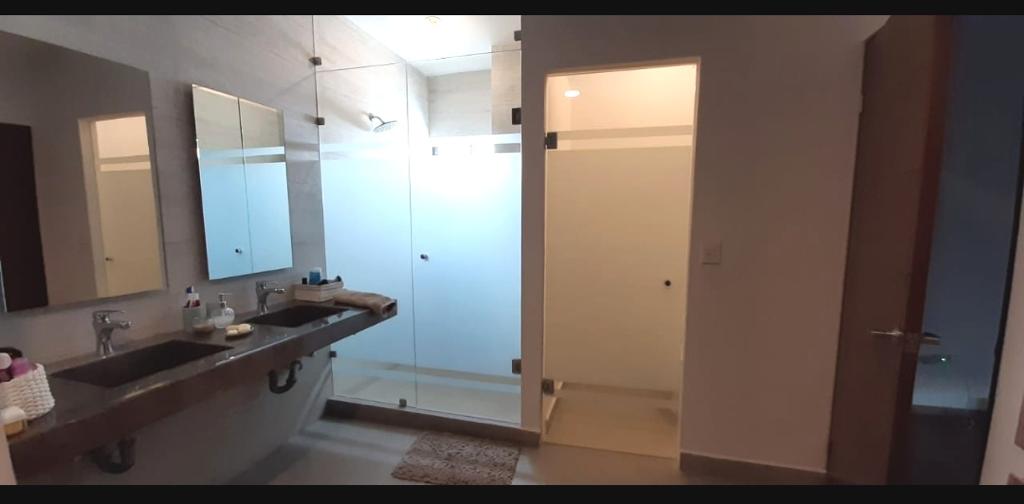 Casa en venta Laderas