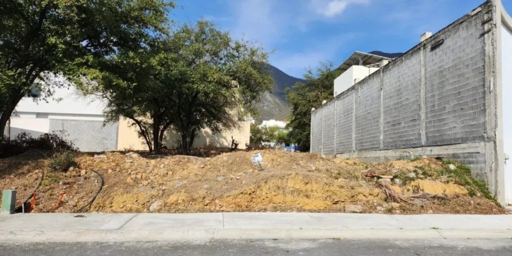 Fotografía de Terreno en Venta en Catujanes