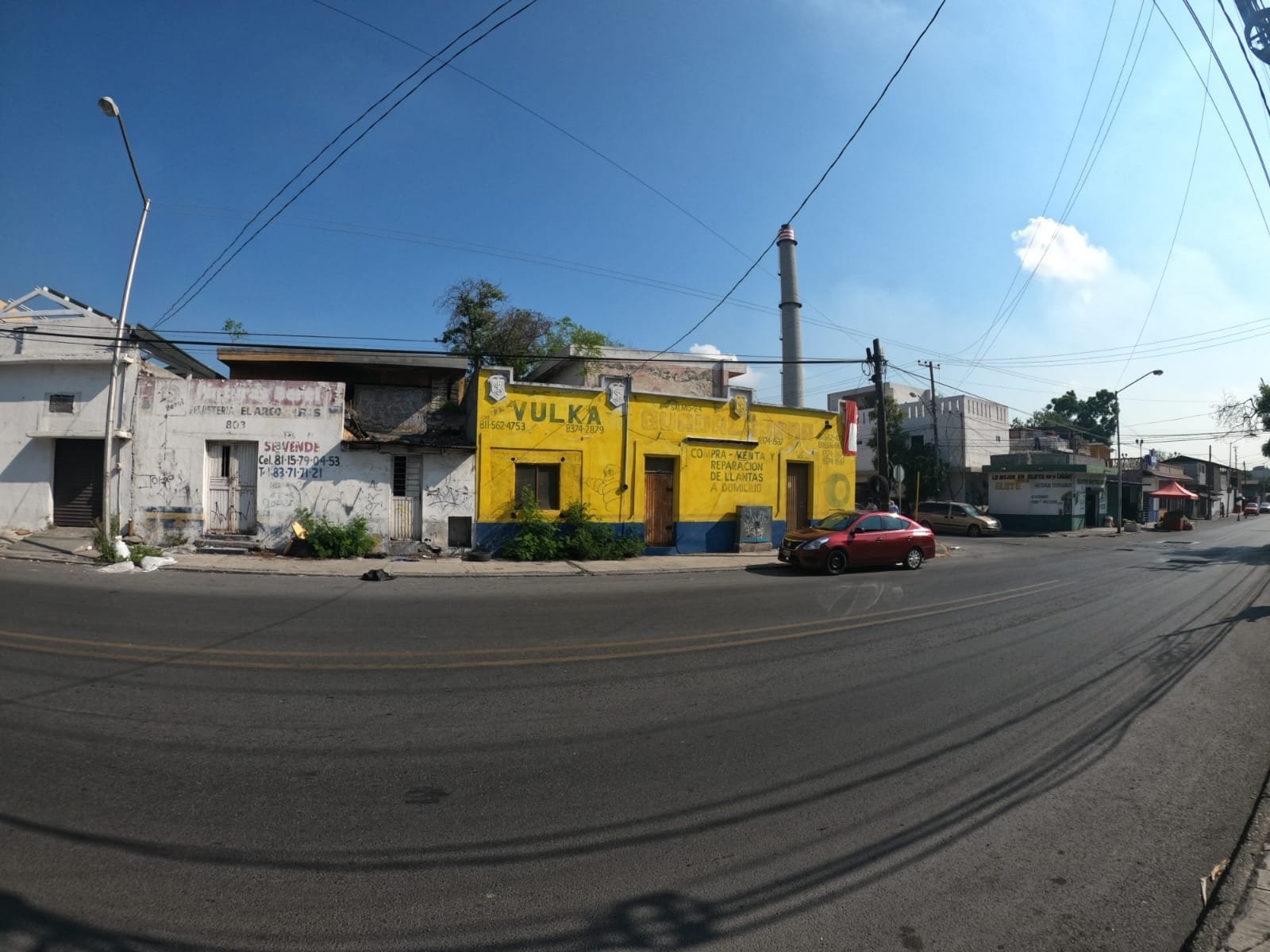 Fotografía de Venta de casa en esquina comercial