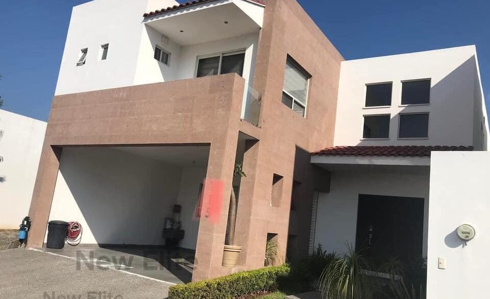 Fotografía de Casa en Venta en Valle de Cristal